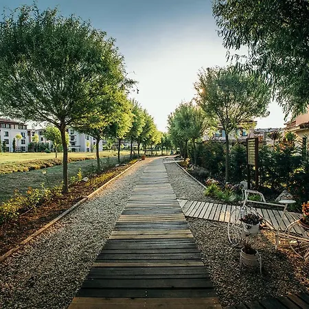 T-Apartment In Green Life Resort סוזופול
