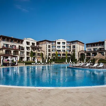 T-Apartment In Green Life Resort סוזופול
